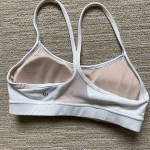 Lululemon Flow Y bra Size 6 white